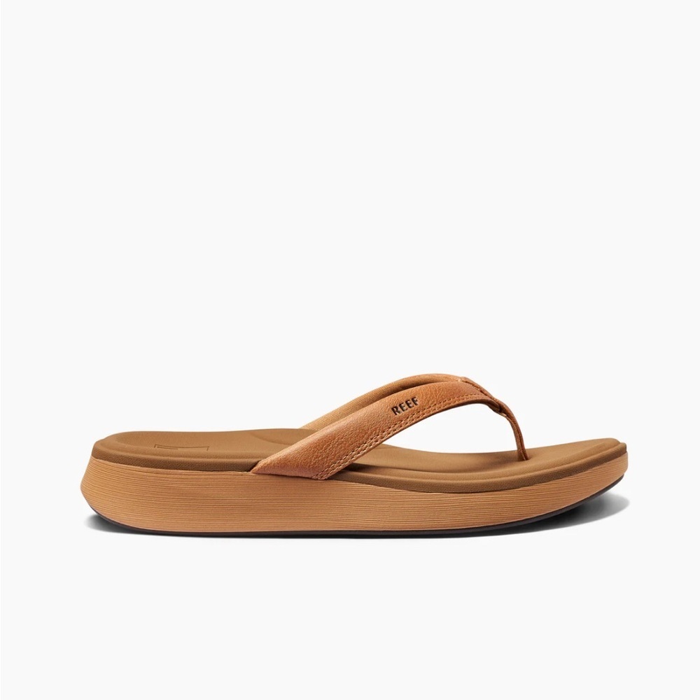 Reef Cushion Cloud Women's Sandals in Natural Tan